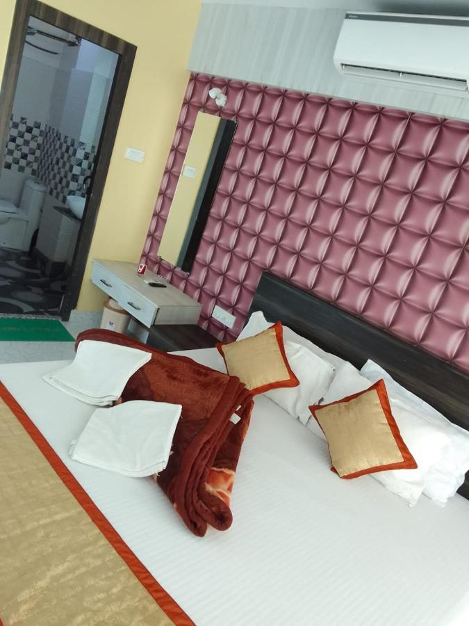 Hotel Rajmahal Tarapith Luaran gambar